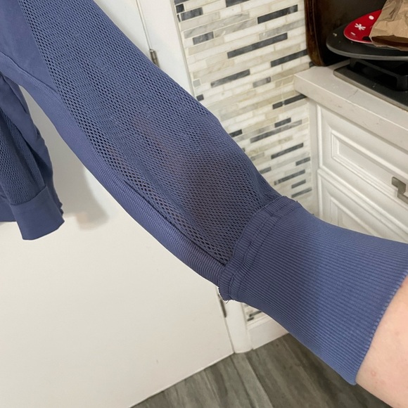 Daily Practice by Anthropologie Navy Marine oversized mesh back yoga Shirt Lg - Picture 14 of 16